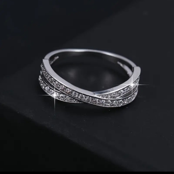 Stainless Steel Elegant Fashion Cross Zircon Ring For Women Charms Jewel… - Picture 2 of 3